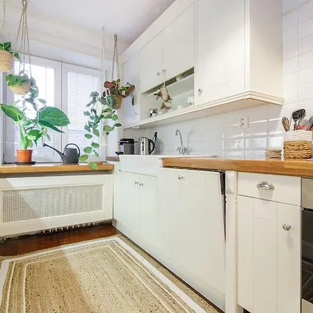 Cozy Urban Hideaway - With A Sauna! * Ostrava